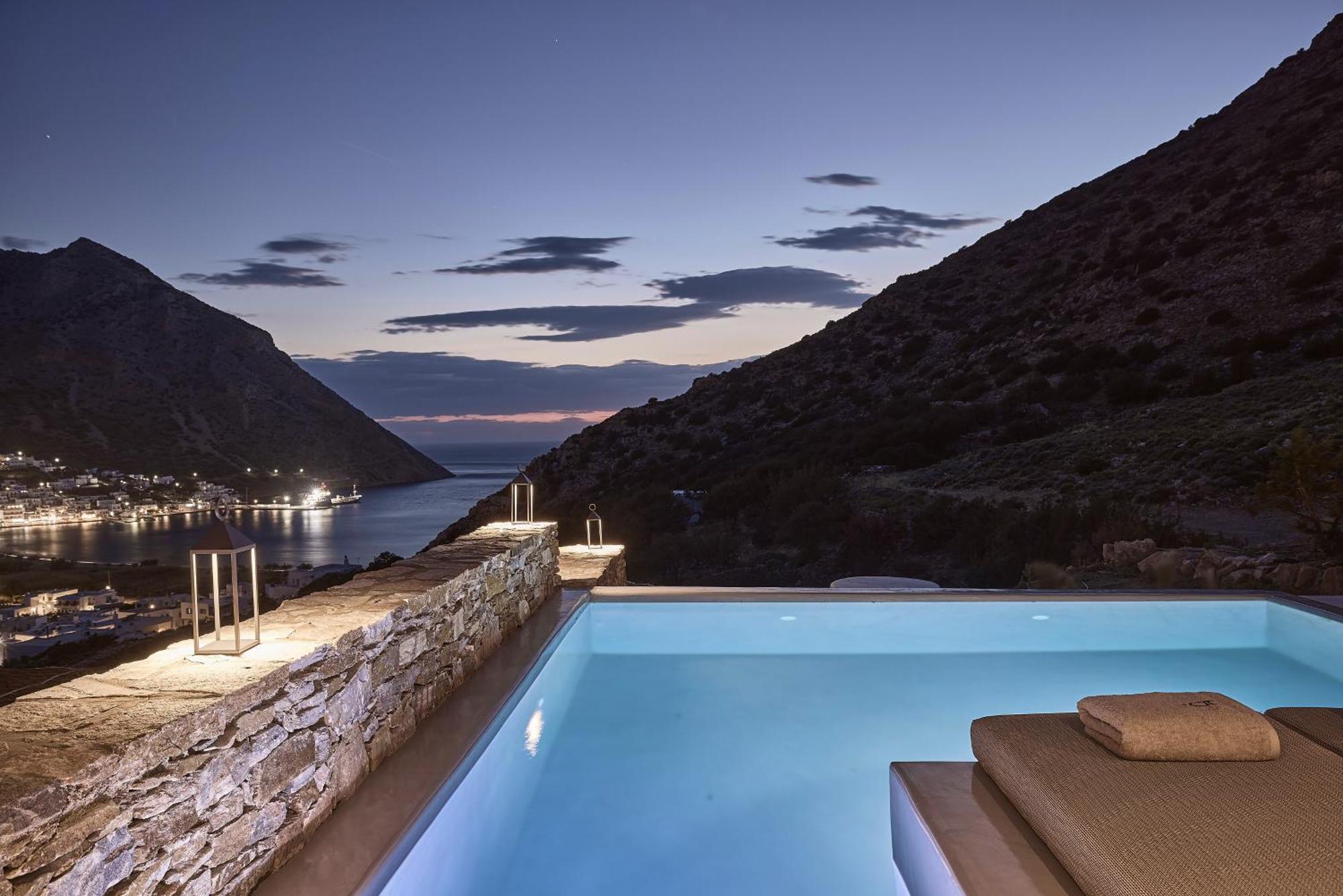 Apsila Pool Suites Kamares  Habitación foto